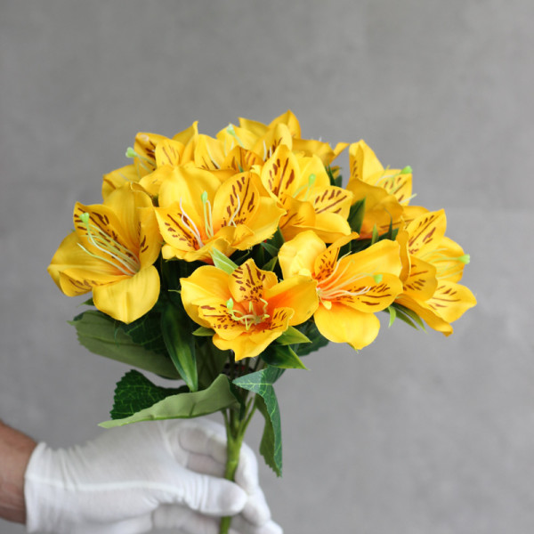 Альстромерія жовта букет